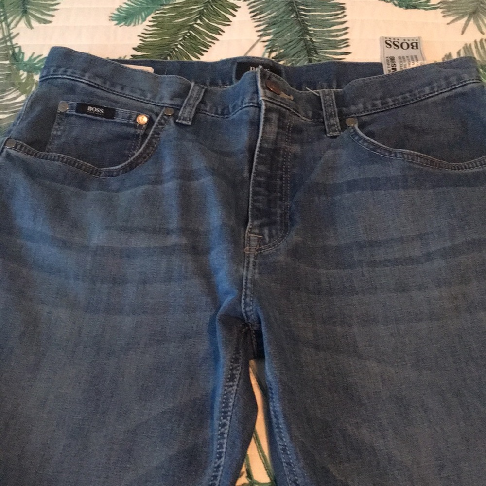 Mens hugo boss jeans 33/32 like brand new